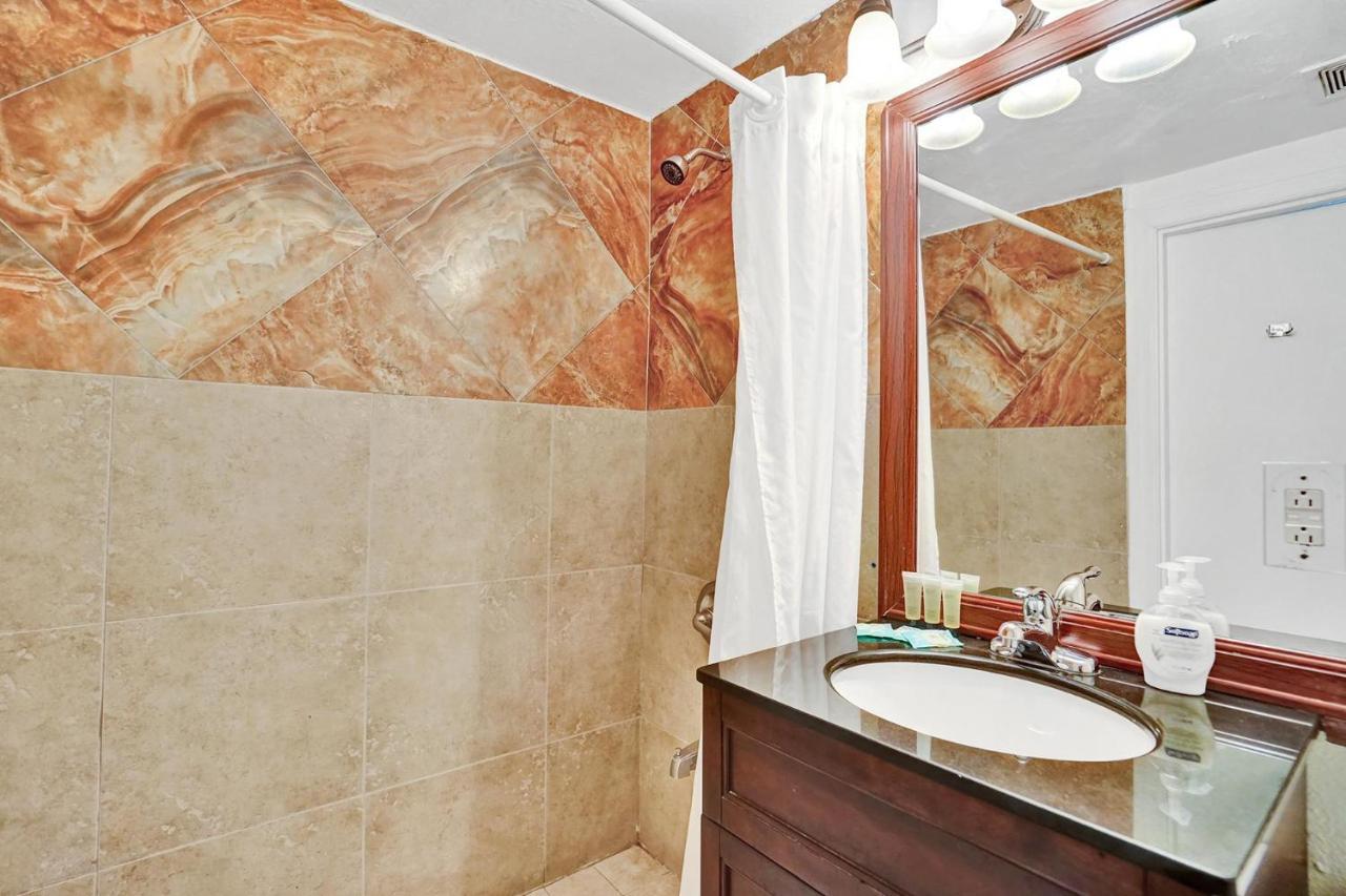 Beach Front Suite At Hollywood Beach Resort, Direct Beach Access, Swimming Pool Exterior foto